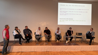 Podiumsdiskussion Podiumsdiskussion